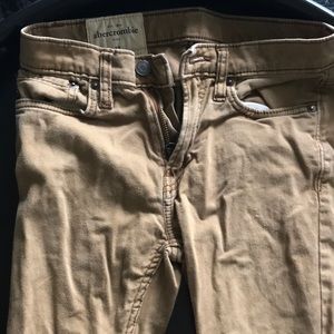 Abercrombie Kids Dark Khaki Stretch Size 12